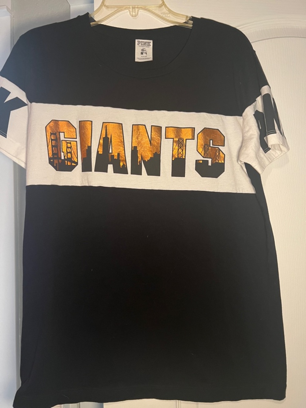 PINK Victoria's Secret Black & White "GIANTS" Short Sleeve Tee with Gold Accent